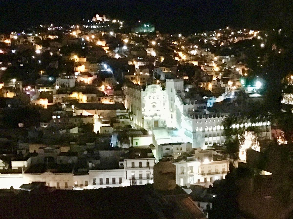 Hôtel Apartamento Con Terraza A Un Lado Del Monumento Del Pipila à Guanajuato Extérieur photo